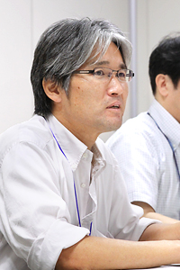 Satoshi Todani, Manager of Imaging Products Business Unit, Design & Engineering Dept.